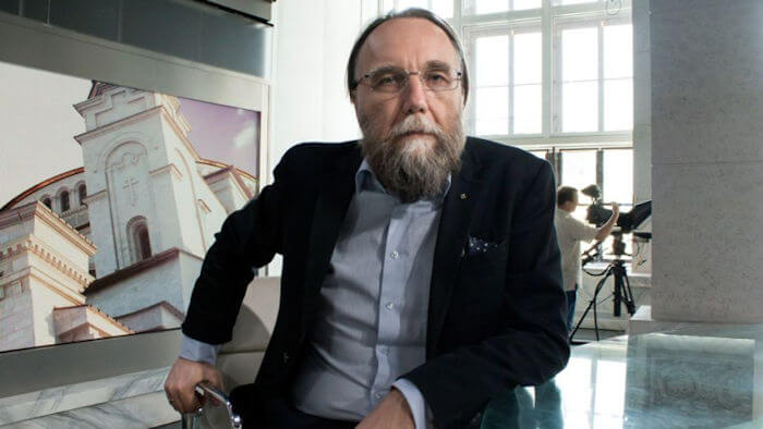 Filozof a sociální aktivista Alexandre Dugin: „Satanismus znamená upřednostňovat hmotu před duchem“ (Geopolitika.ru)