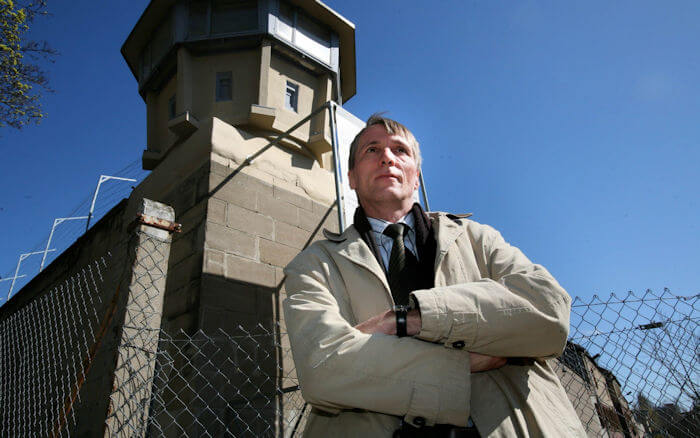 La nouvelle loi allemande sur les dénonciateurs "risque de nous ramener à l'époque de la Stasi".  (Telegraph.co.uk)