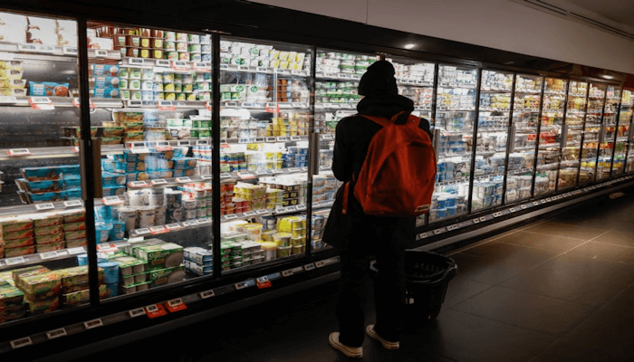Inflation : 7 Français sur 10 renoncent à certaines courses alimentaires (Challenges.fr)
