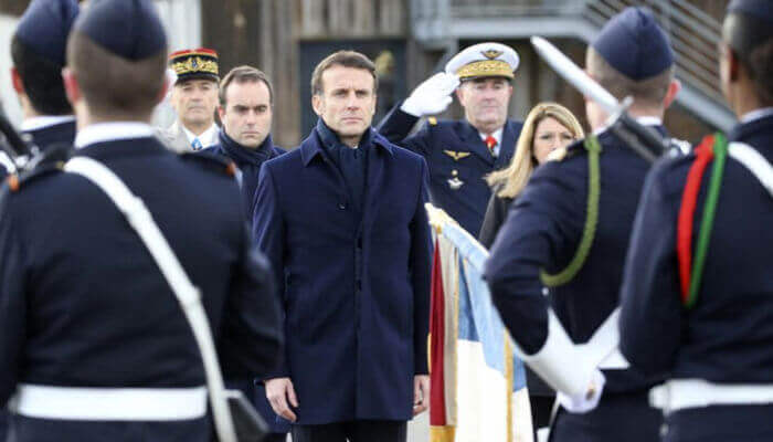 Rozpočet armád se zvýší na 400 miliard eur, oznamuje Emmanuel Macron (France24.com)