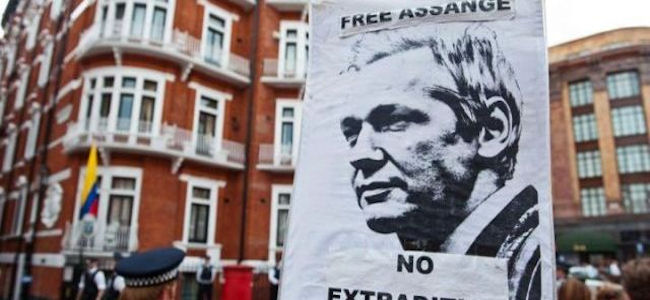 Assange Equateur